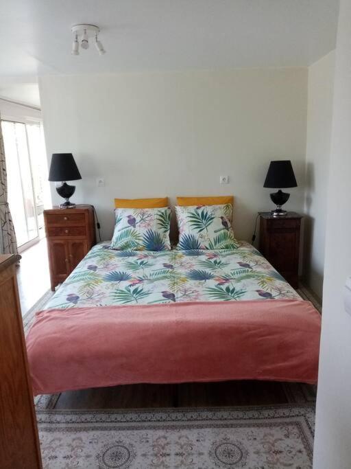 Chalet Pour Deux Personnes Saint-Pierre-du-Lorouër Esterno foto