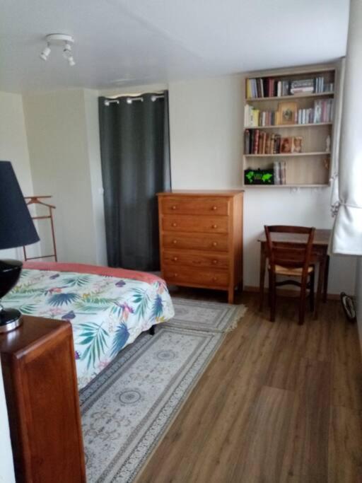 Chalet Pour Deux Personnes Saint-Pierre-du-Lorouër Esterno foto