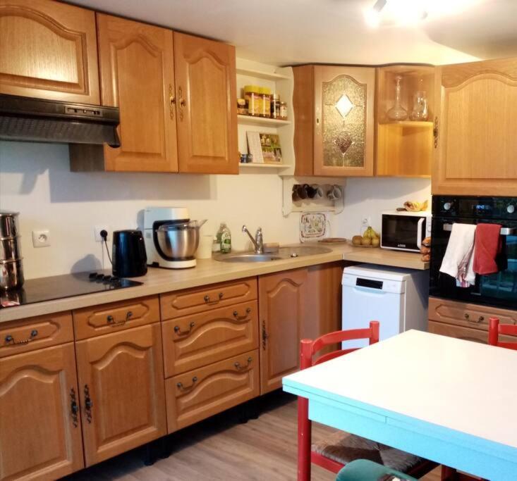 Chalet Pour Deux Personnes Saint-Pierre-du-Lorouër Esterno foto